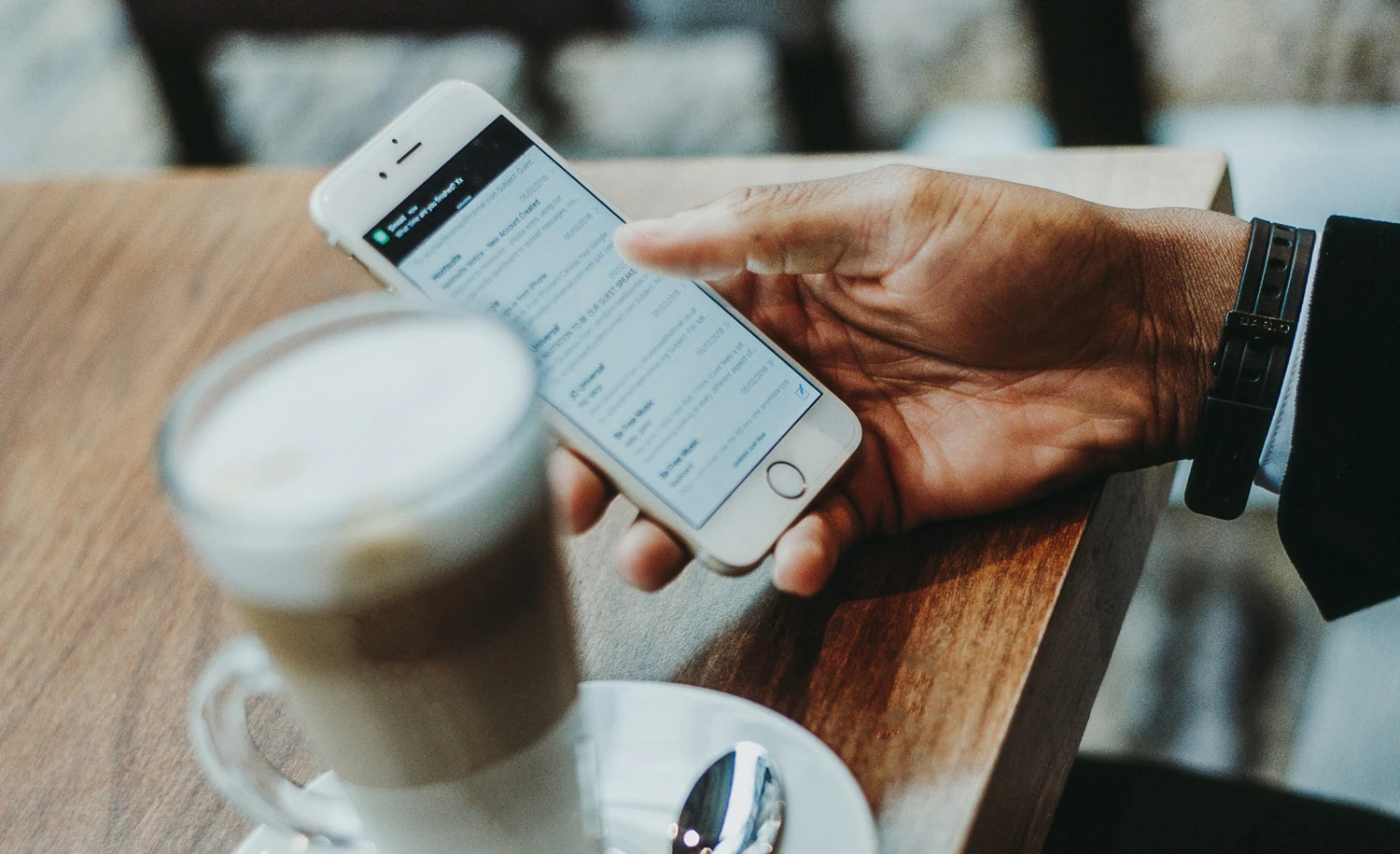 Use smart emails to sell better